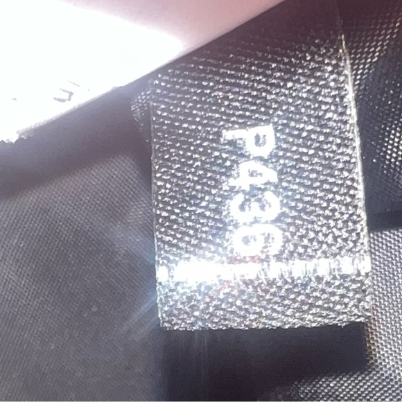 Kate Spade Lola Glitter Black Small Dome Gold Zip Cosmetic Toiletry Case Bag - Picture 9 of 9